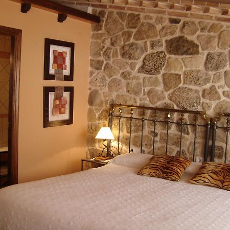 Hostal Casa Laure Y Mª Jose Arens de Lledo Esterno foto