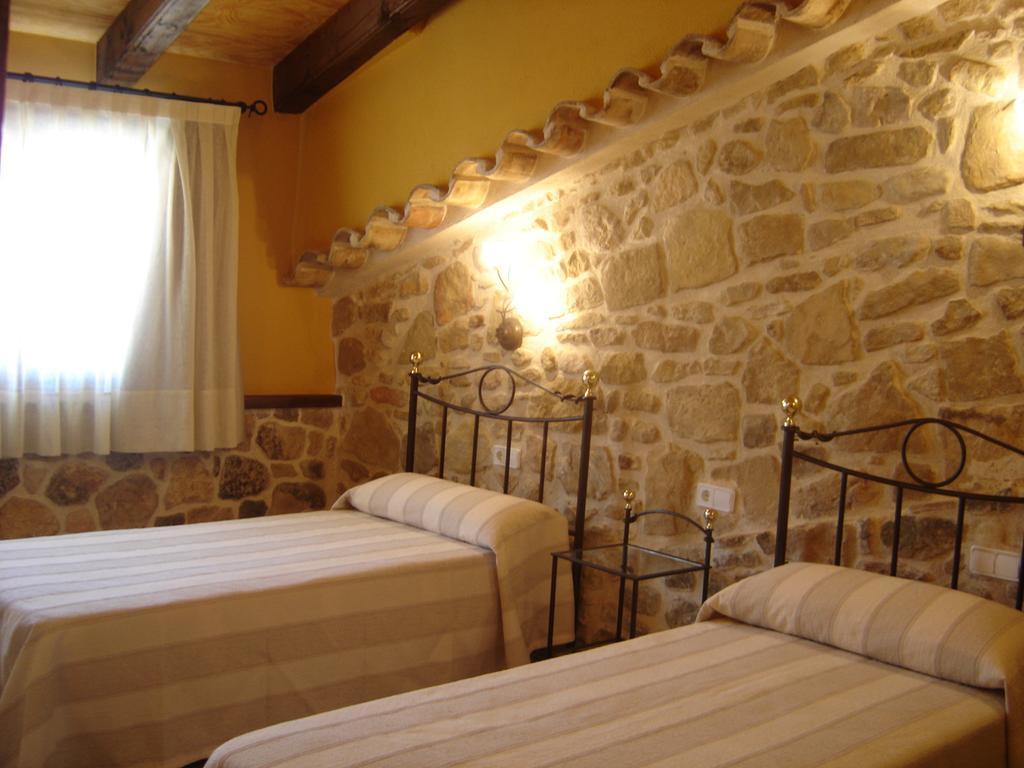 Hostal Casa Laure Y Mª Jose Arens de Lledo Esterno foto