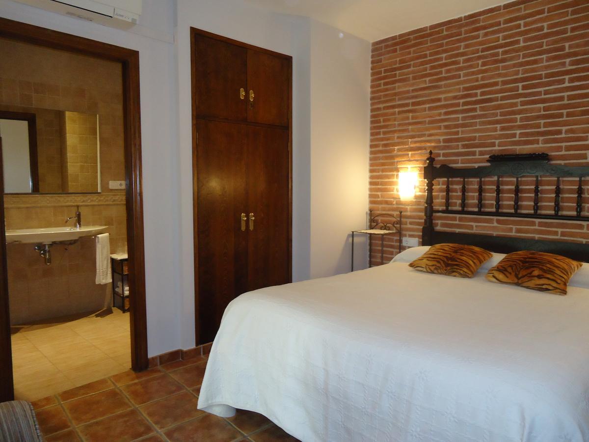 Hostal Casa Laure Y Mª Jose Arens de Lledo Esterno foto