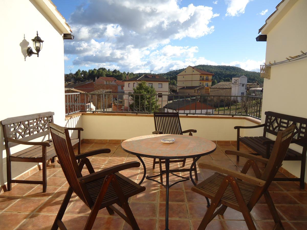 Hostal Casa Laure Y Mª Jose Arens de Lledo Esterno foto